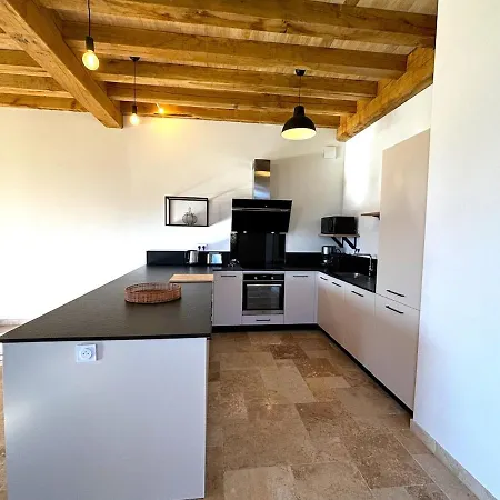 Les Maisons De Jeanne 펜션 *