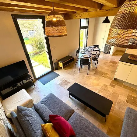 Les Maisons De Jeanne 펜션 *